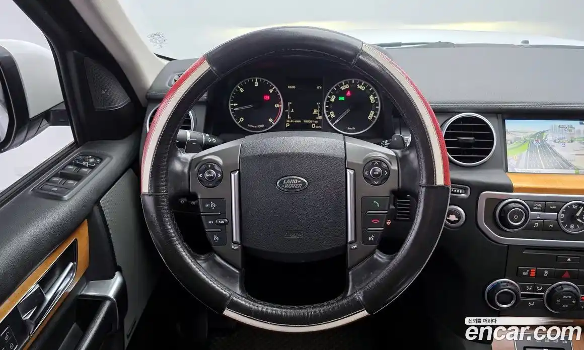 Land Rover Discovery 2014 3.0 гидро в Москве № 213760, фото 13