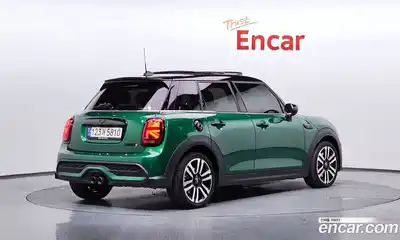 Mini Cooper 2024 2.0 гидро в Москве № 214012, миниатюра 2