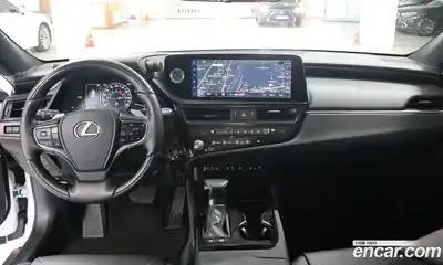 Lexus ES 2024 2.5 вариатор в Москве № 214771, миниатюра 11