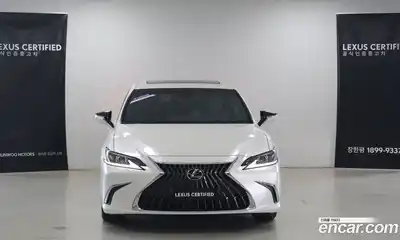 Lexus ES 2024 2.5 вариатор в Москве № 214771, миниатюра 3