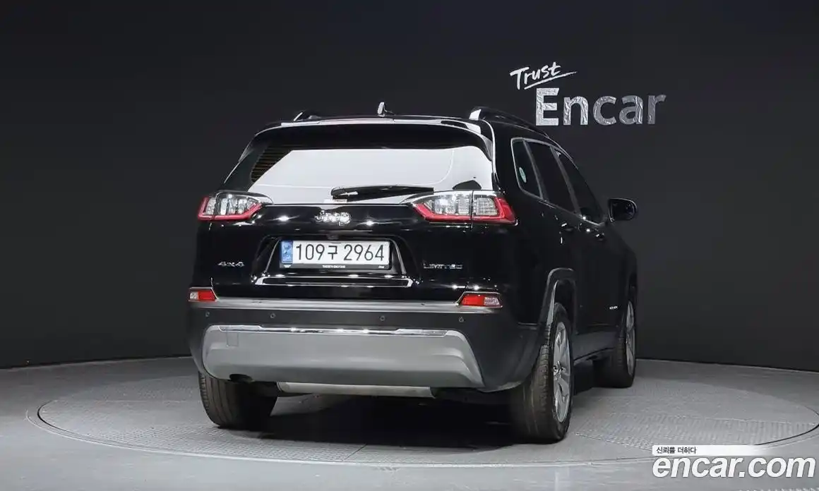 Jeep Cherokee 2022 2.4 гидро в Москве № 215399, фото 4