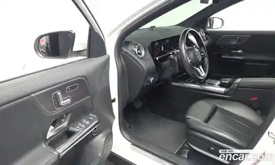 Mercedes-Benz GLA-Class 2021 2.0 гидро в Москве № 220666, миниатюра 11