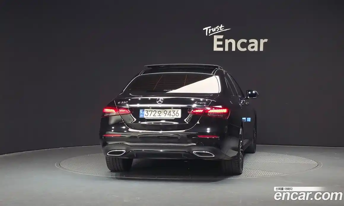 Mercedes-Benz E-Class 2022 2.0 гидро в Москве № 222489, фото 4