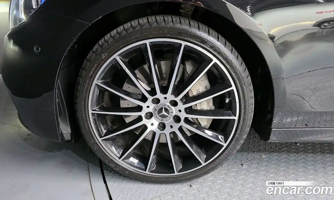 Mercedes-Benz E-Class 2022 2.0 гидро в Москве № 222489, фото 5