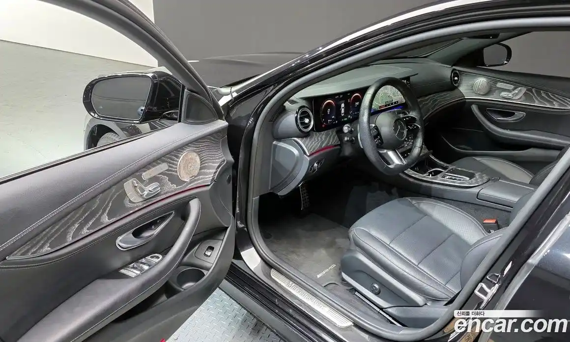 Mercedes-Benz E-Class 2022 2.0 гидро в Москве № 222489, фото 10