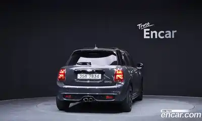 Mini Cooper 2019 2.0 гидро в Москве № 224021, миниатюра 4