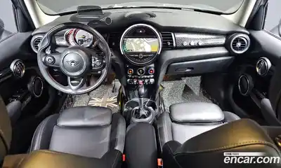 Mini Cooper 2019 2.0 гидро в Москве № 224021, миниатюра 7