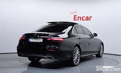 Mercedes-Benz E-Class 2022 2.0 гидро, миниатюра 2