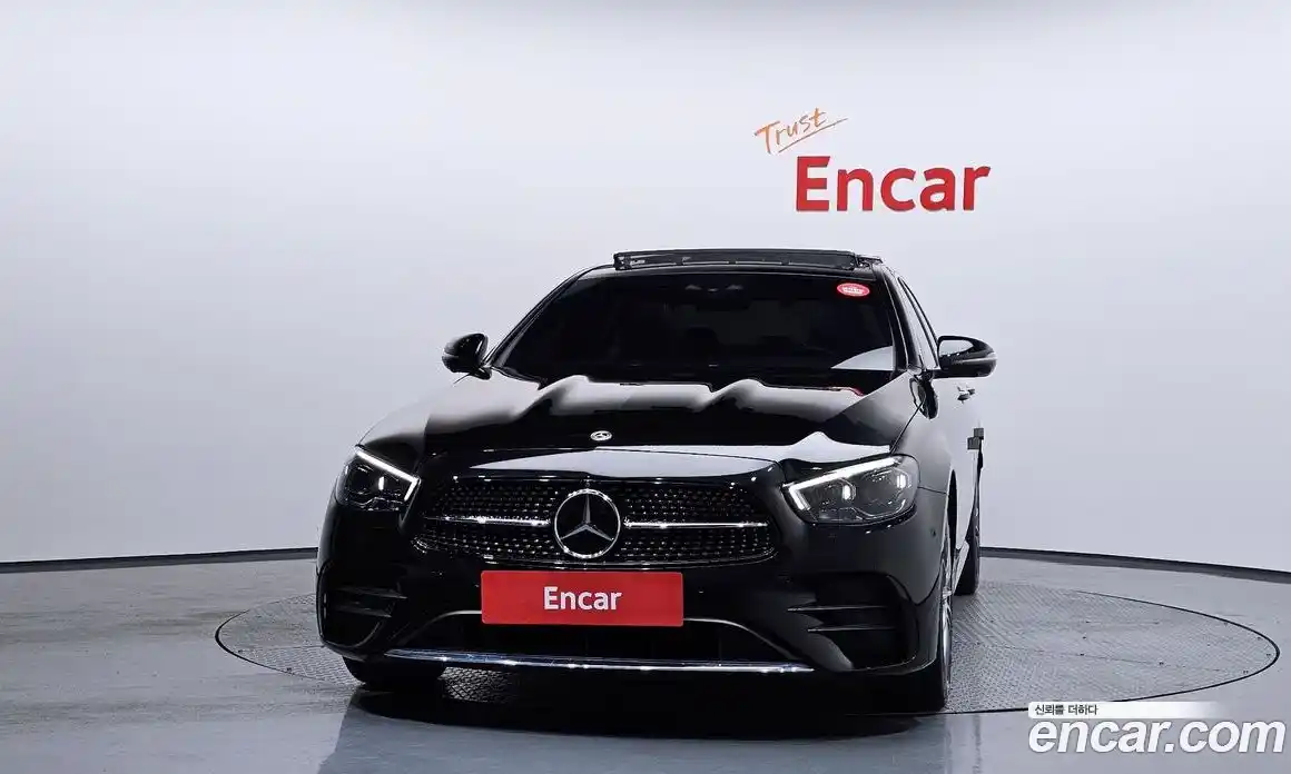 Mercedes-Benz E-Class 2022 2.0 гидро, фото 3