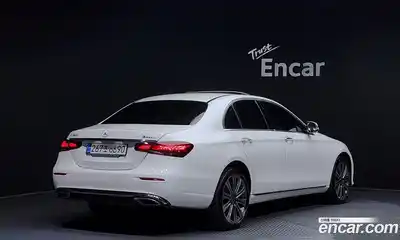 Mercedes-Benz E-Class 2022 2.0 гидро, миниатюра 2