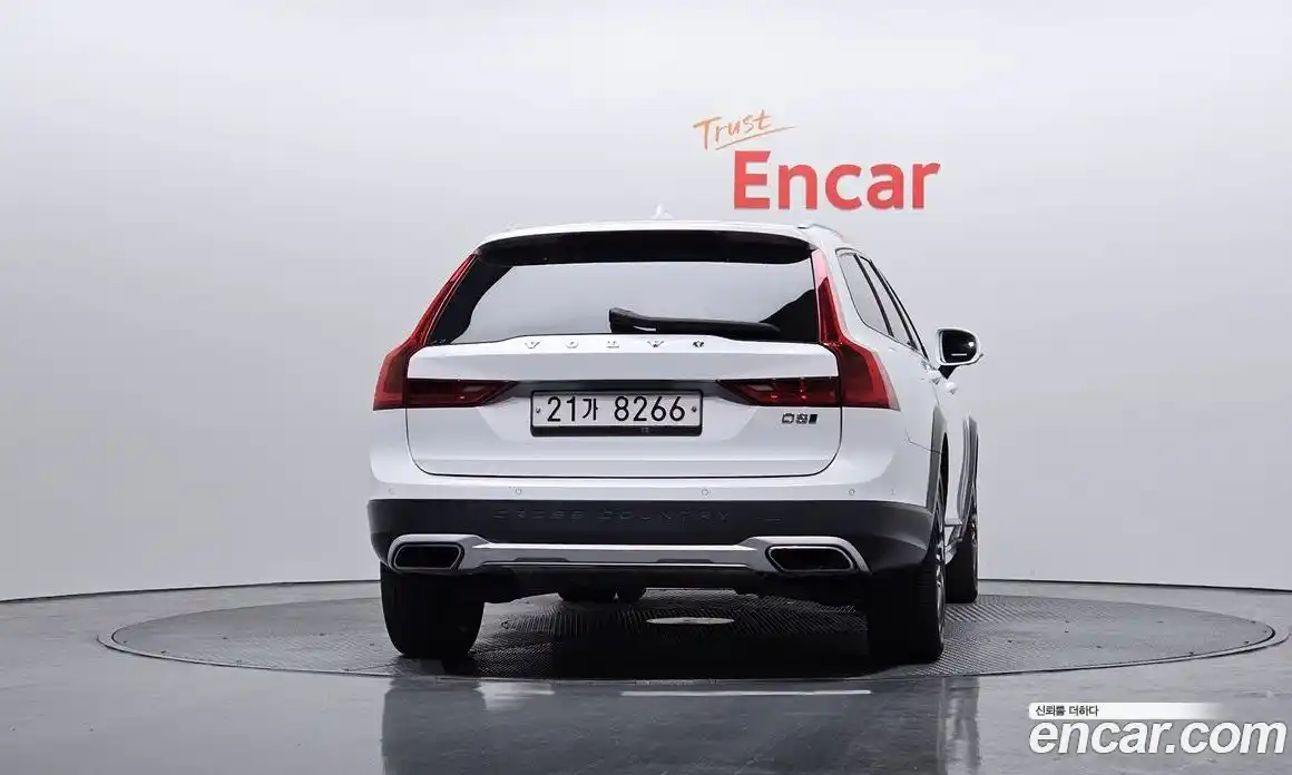 Volvo V90 2019 2.0 гидро в Москве № 230611, фото 4