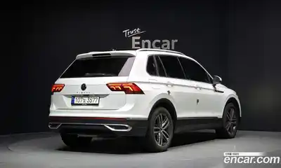 Volkswagen Tiguan 2022 2.0 гидро в Москве № 232062, миниатюра 2