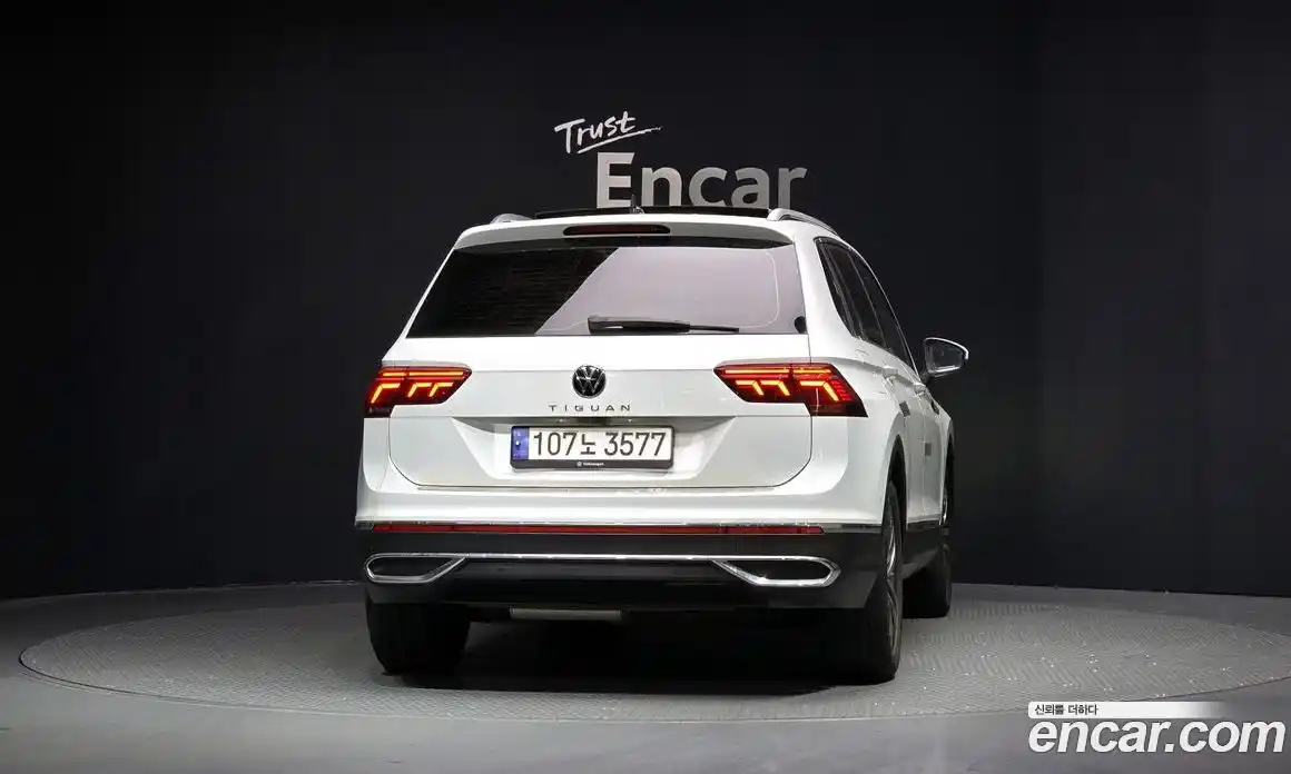 Volkswagen Tiguan 2022 2.0 гидро в Москве № 232062, фото 4