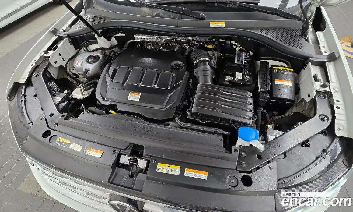 Volkswagen Tiguan 2022 2.0 гидро в Москве № 232062, фото 6