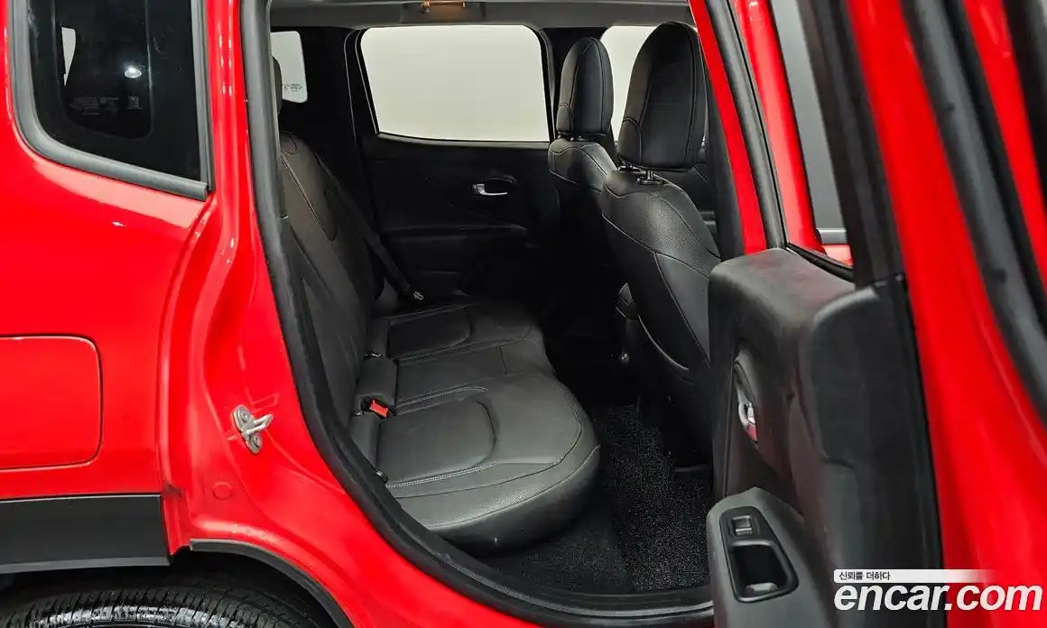 Jeep Renegade 2020 2.4 гидро в Москве № 232403, фото 12