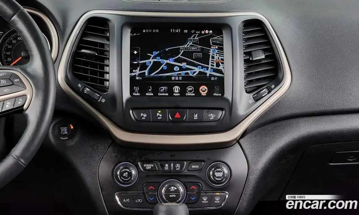 Jeep Cherokee 2015 2.0 гидро в Москве № 232610, фото 14
