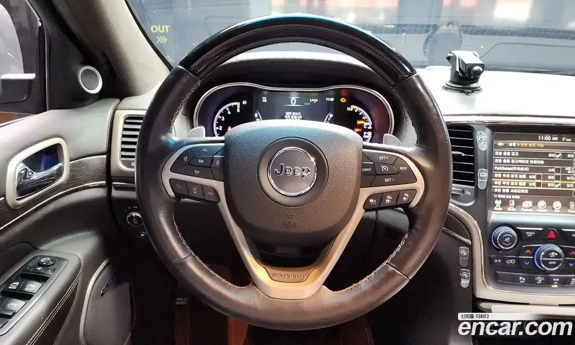 Jeep Cherokee 2015 3.0 гидро в Москве № 232778, фото 13