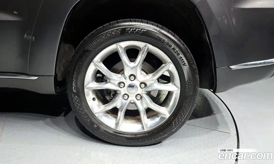 Jeep Cherokee 2015 3.0 гидро в Москве № 232778, фото 5