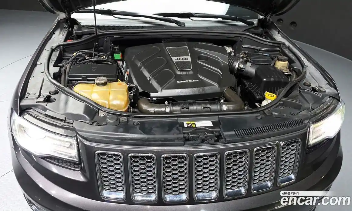 Jeep Cherokee 2015 3.0 гидро в Москве № 232778, фото 6