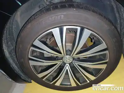 Volkswagen Arteon 2019 2.0 гидро в Москве № 255113, миниатюра 5