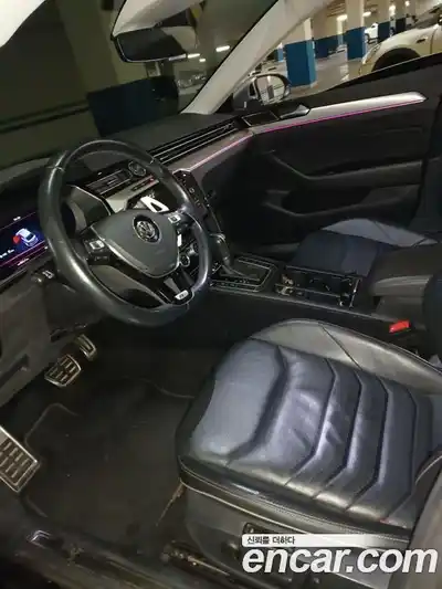 Volkswagen Arteon 2019 2.0 гидро в Москве № 255113, миниатюра 9