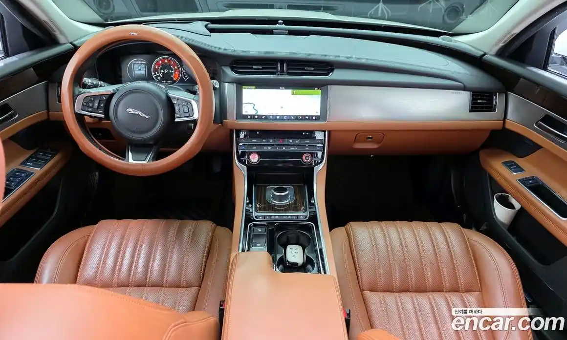 Jaguar XF 2018 2.0 гидро в Москве № 256054, фото 7