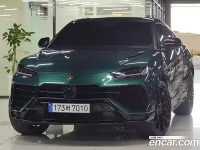 Lamborghini Urus, 2024