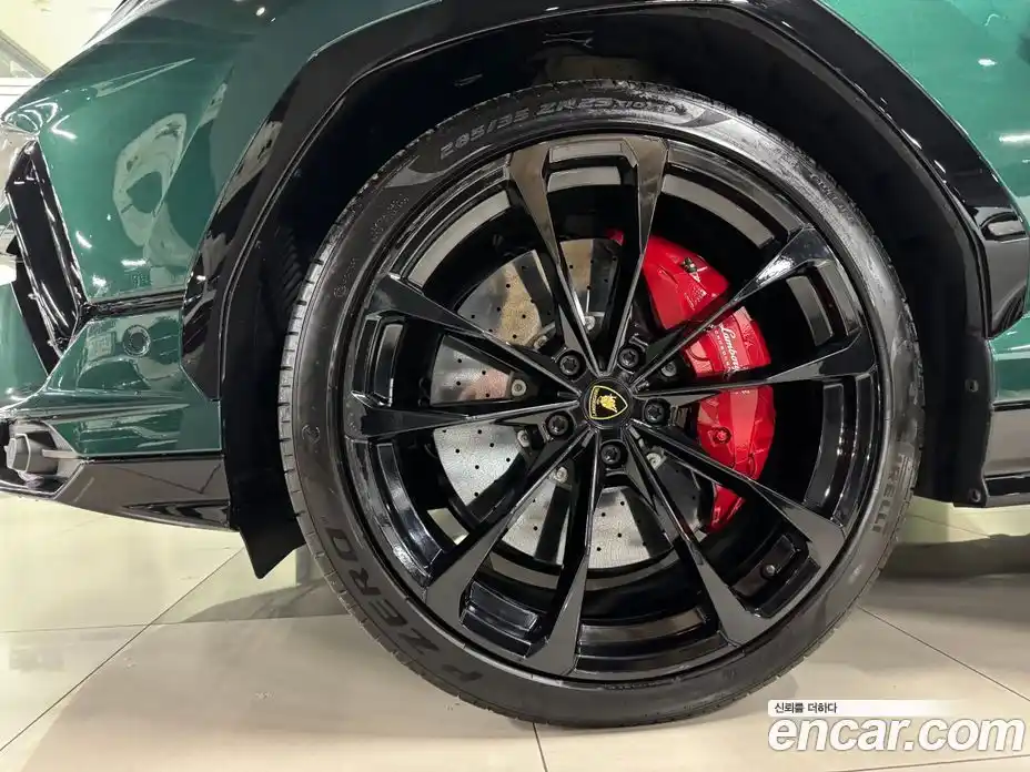 Lamborghini Urus 2024 4.0 гидро в Москве № 256308, фото 17