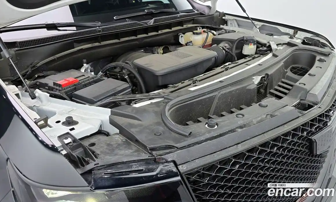 Cadillac Escalade 2022 6.2 гидро в Москве № 256363, фото 6