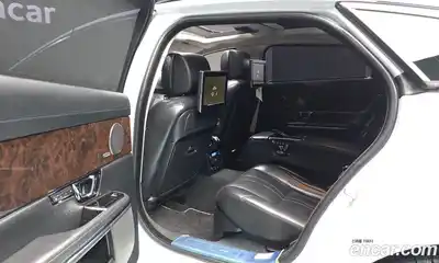 Jaguar XJ 2015 3.0 гидро в Москве № 283823, миниатюра 12