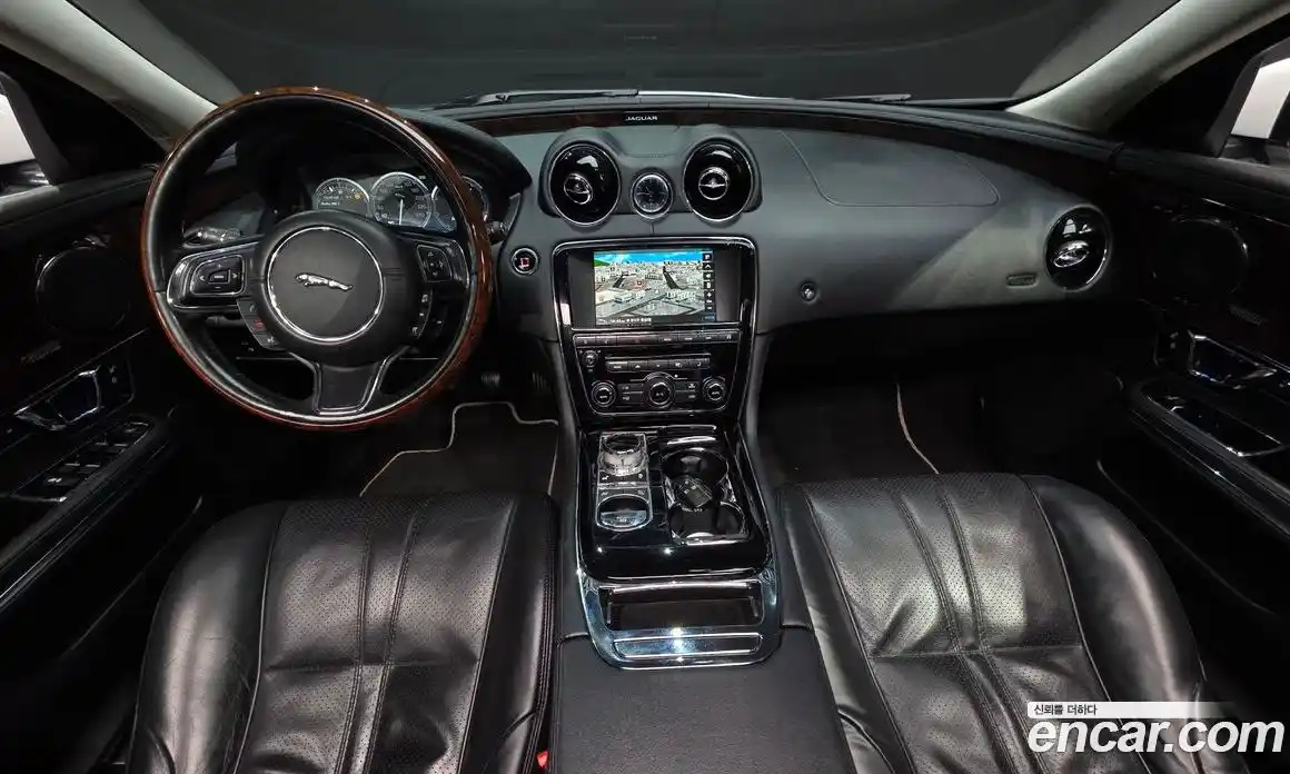 Jaguar XJ 2015 3.0 гидро в Москве № 283823, фото 7