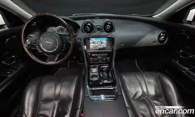 Jaguar XJ 2015 3.0 гидро в Москве № 283823, миниатюра 7