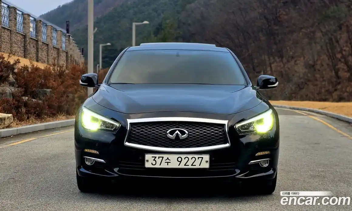 Infiniti Q50 2015 2.1 гидро в Москве № 295916, фото 4