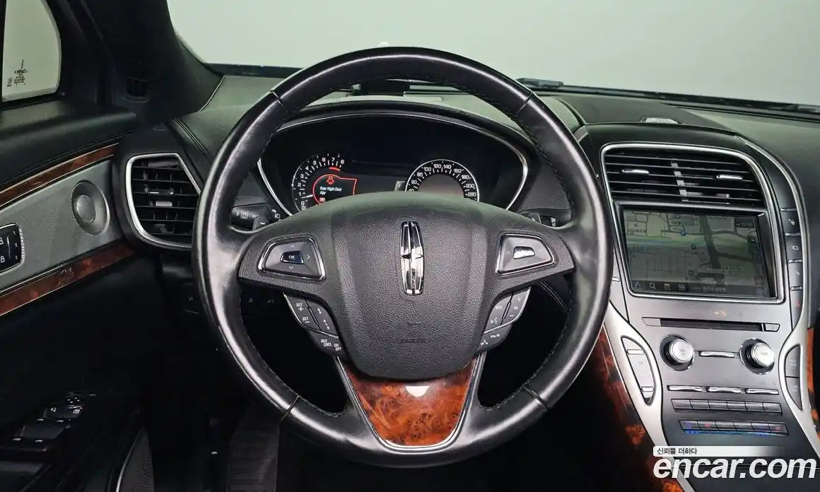 Lincoln MKX 2018 2.7 гидро в Москве № 304182, фото 12