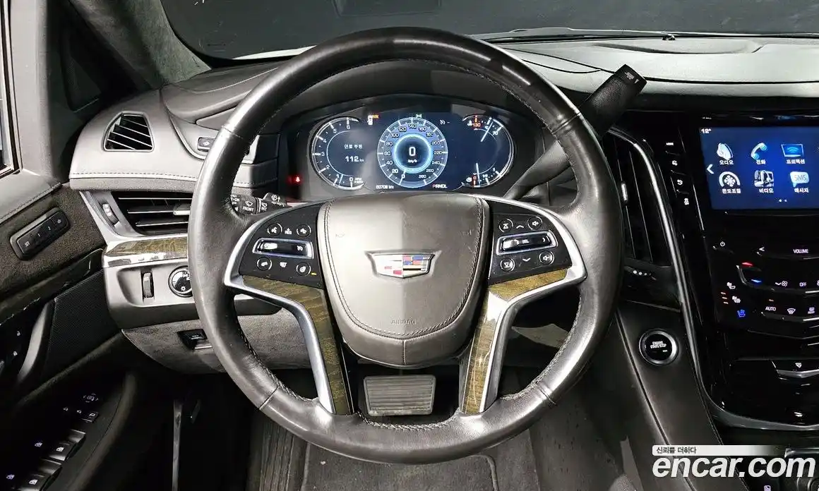 Cadillac Escalade 2019 6.2 гидро в Москве № 306571, фото 13