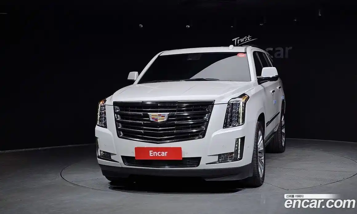 Cadillac Escalade 2019 6.2 гидро в Москве № 306571, фото 3