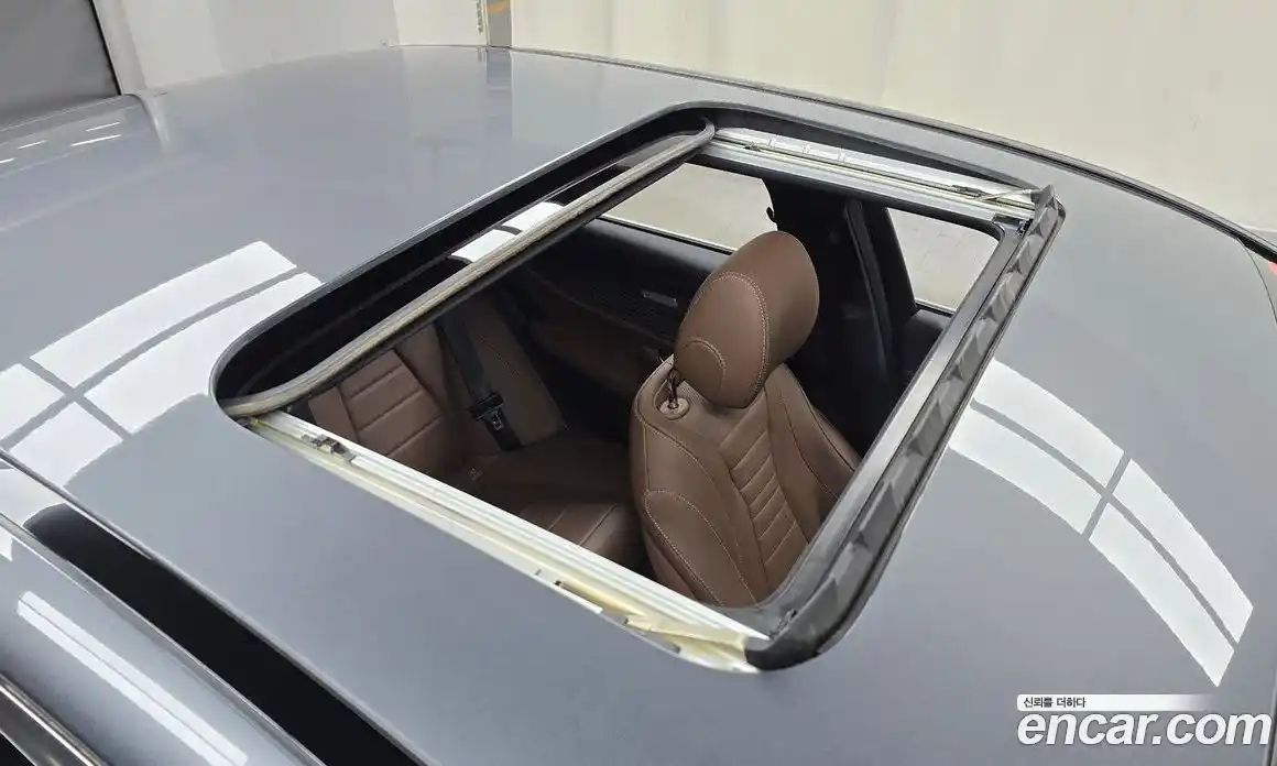 Mercedes-Benz E-Class 2022 2.0 гидро, фото 19