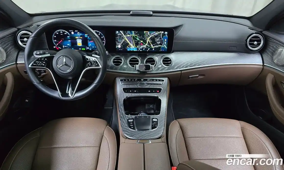 Mercedes-Benz E-Class 2022 2.0 гидро, фото 7