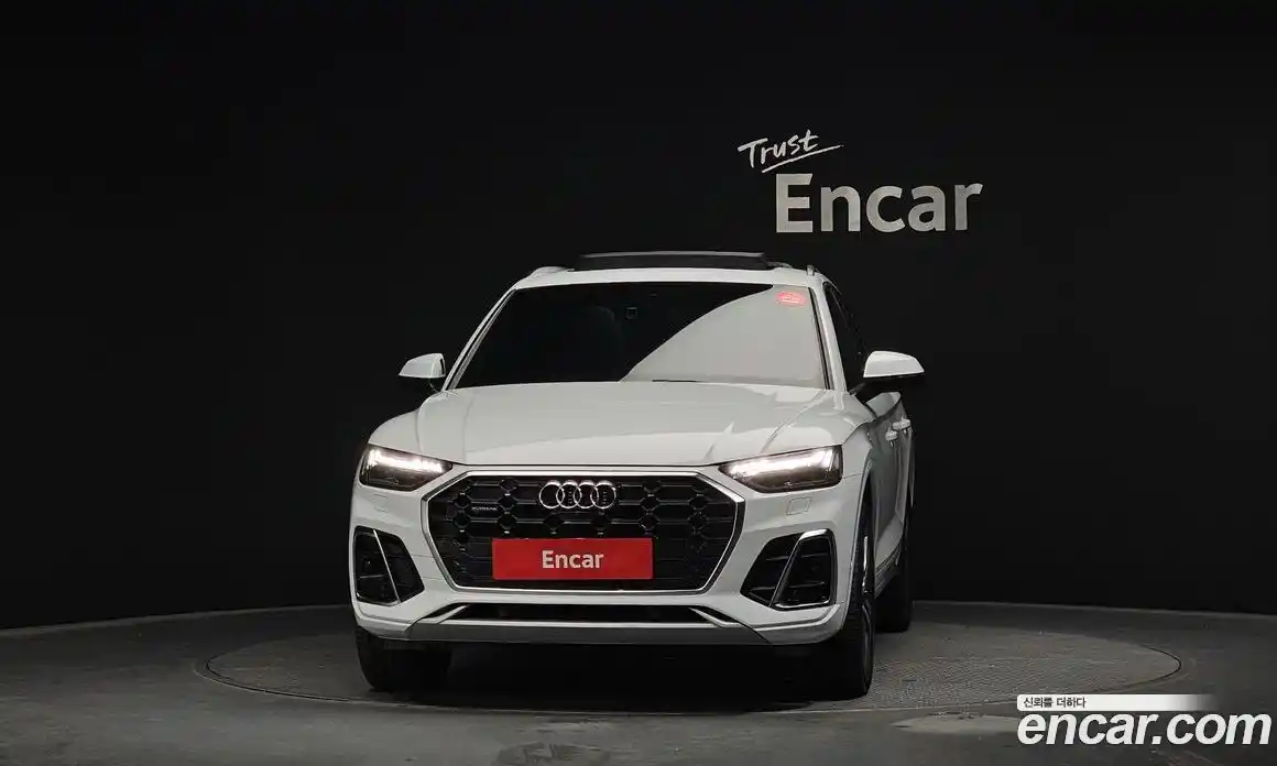 Audi Q5 2023 2.0 гидро в Москве № 311796, фото 3