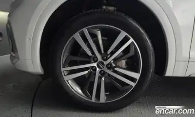 Audi Q5 2023 2.0 гидро в Москве № 311796, миниатюра 5