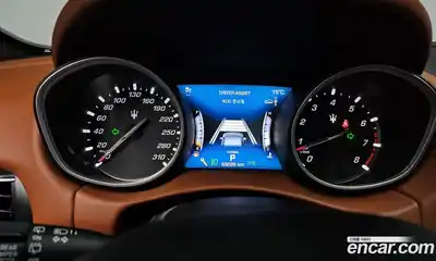 Maserati Levante 2019 3.0 гидро в Москве № 331067, миниатюра 7