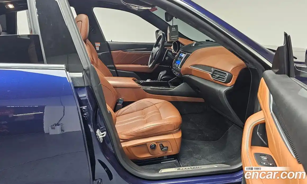 Maserati Levante 2019 3.0 гидро в Москве № 331067, фото 10