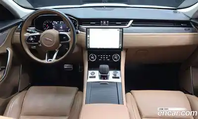 Jaguar F-Pace 2023 2.0 гидро в Москве № 331359, миниатюра 7