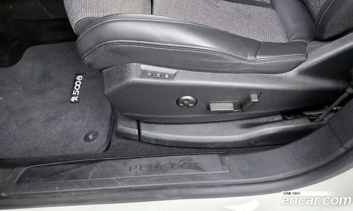 Peugeot 5008 2019 1.5 гидро в Москве № 336204, фото 18