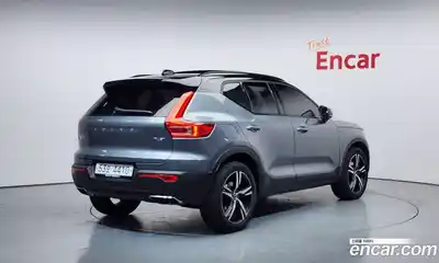 Volvo XC40 2018 2.0 гидро в Москве № 344107, миниатюра 2