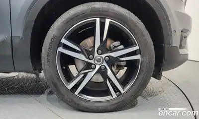 Volvo XC40 2018 2.0 гидро в Москве № 344107, миниатюра 5