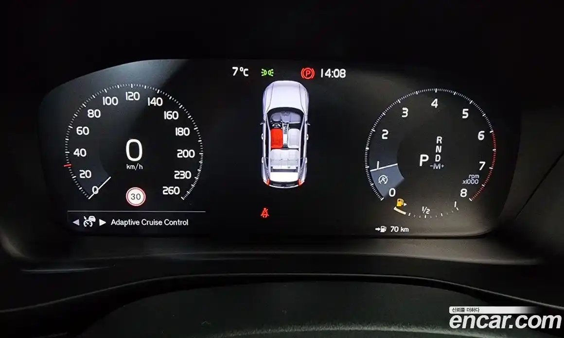 Volvo XC40 2018 2.0 гидро в Москве № 344107, фото 8