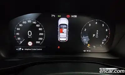 Volvo XC40 2018 2.0 гидро в Москве № 344107, миниатюра 8