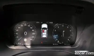 Volvo XC60 2020 2.0 гидро в Москве № 344179, миниатюра 8