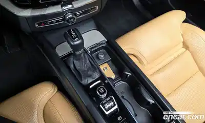 Volvo XC60 2020 2.0 гидро в Москве № 344179, миниатюра 9